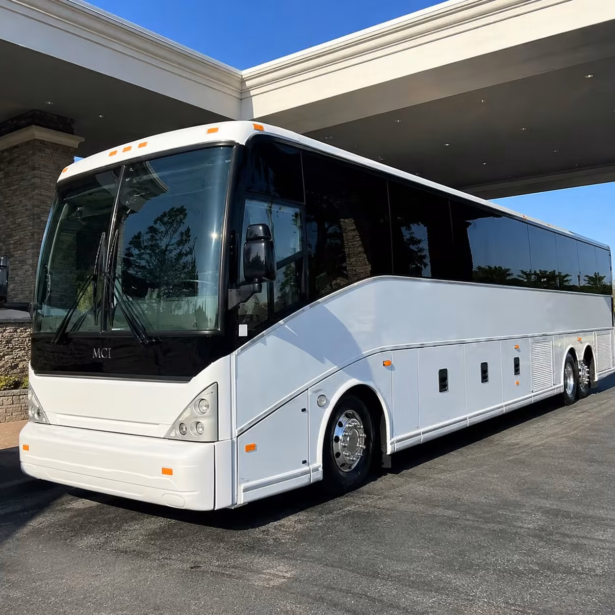 what makes charterbusjerseycity com the smarter way to book group airport transportation in jersey city
