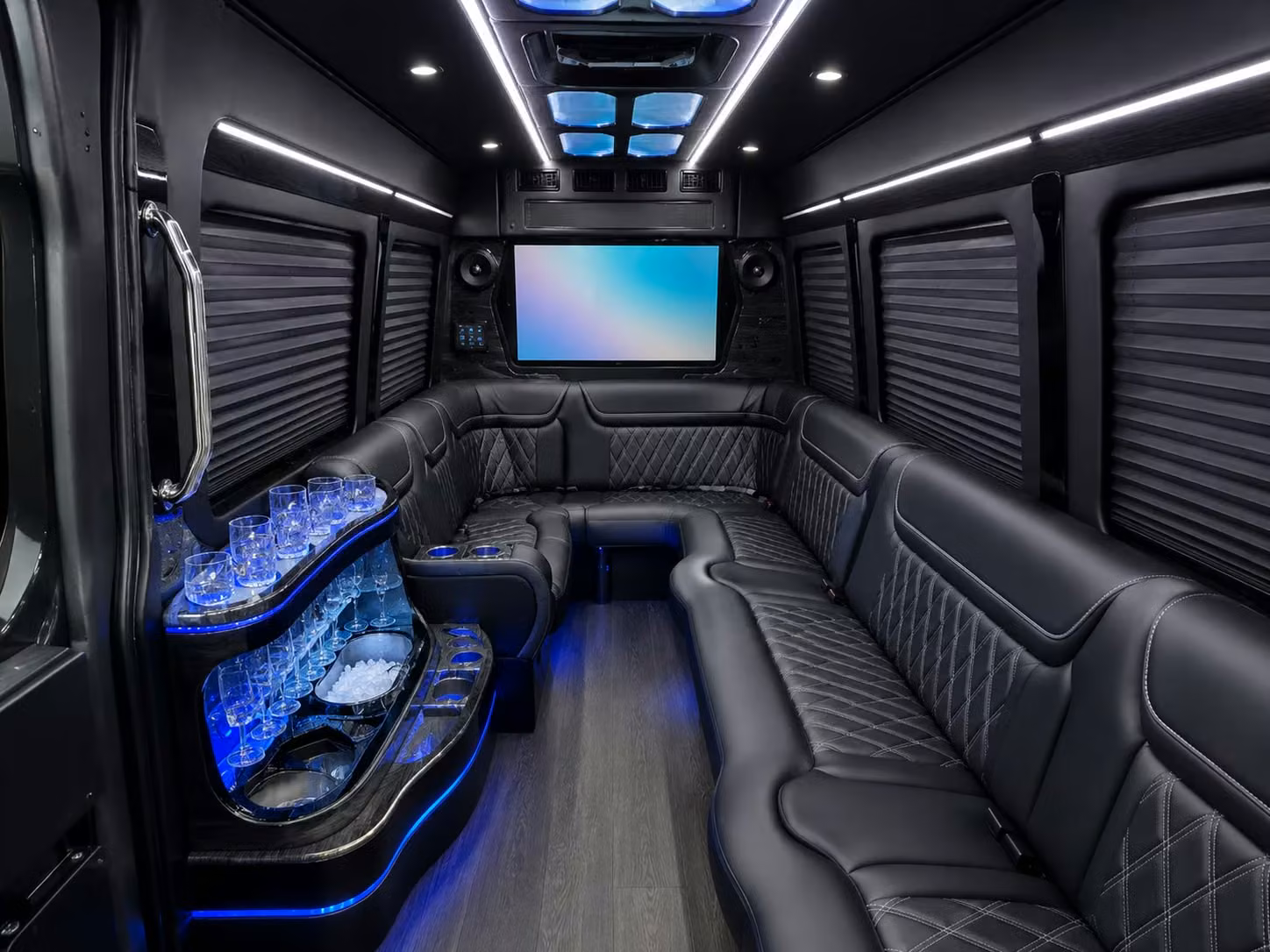 yankee stadium and citi field group transportation from jersey city
